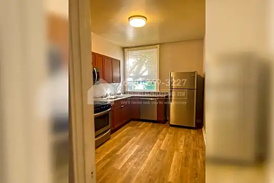 3018 Henrietta St 2F (A) Photo 2