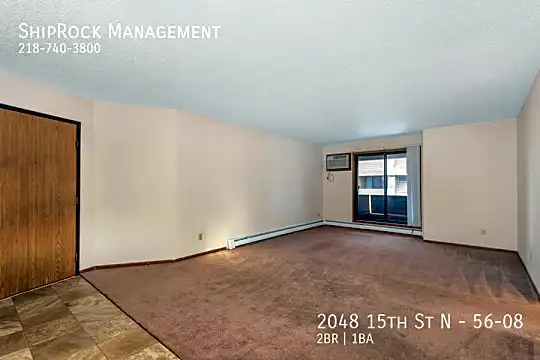 2048 15th St N - 56-08 Photo 2