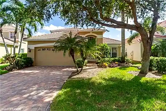 8924 Ventura Way Photo 2