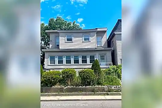 120 W Manlius St Photo 2