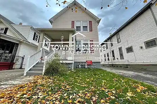 73 Baynes St Photo 1