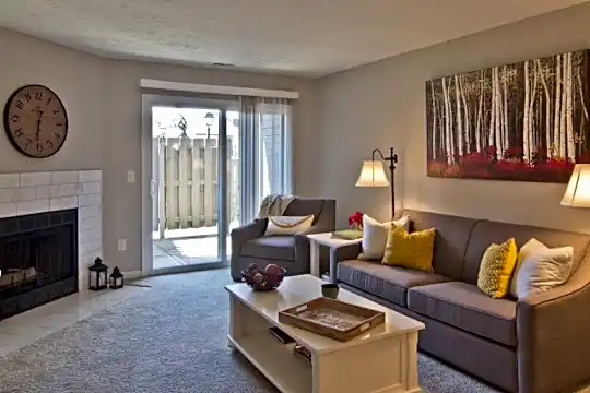 Sawmill Commons Photo 2