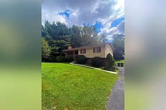 3612 Deland Dr Photo 1