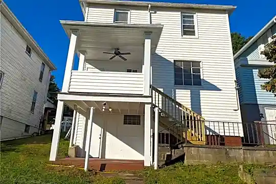 320 Shady Ave Photo 2
