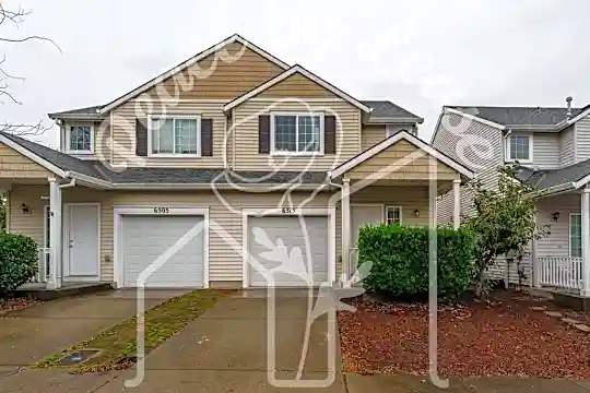 6513 NE Forest Ln Photo 1