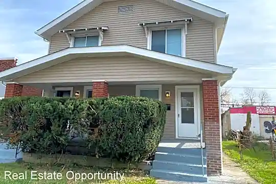 1906 Cleveland Ave Photo 1