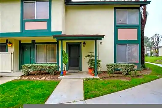 5499 E Willow Woods Ln Photo 1