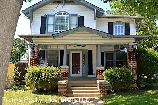 2621 Bomar Ave Photo 1