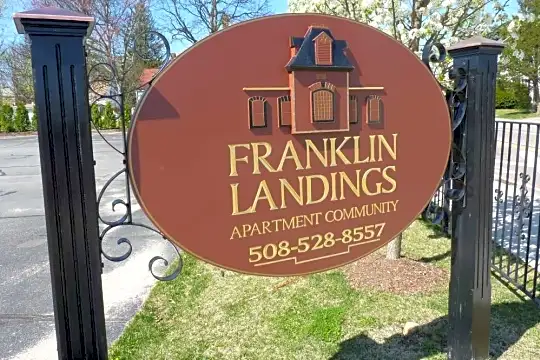 Franklin Landings Photo 2