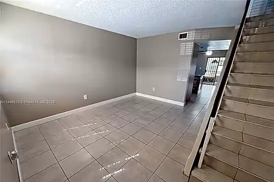 12027 SW 10th St #203 Photo 2