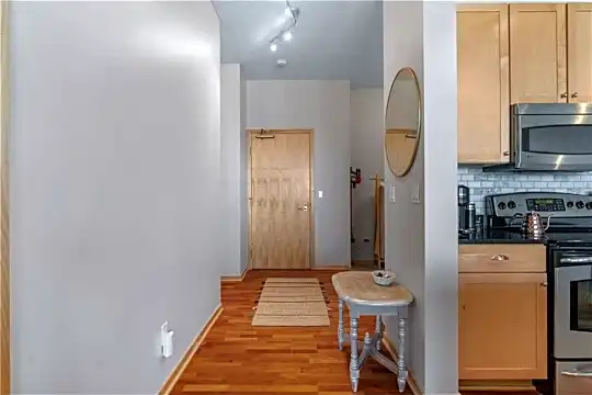 4525 Park Commons Dr #521 Photo 2