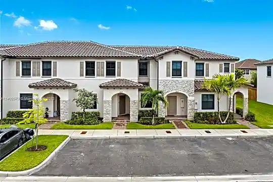 11829 SW 245 Ter #11829 Photo 2