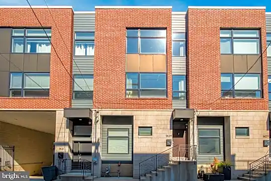 1429 Kater St Photo 1
