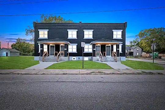 711 Miller Ave Photo 1