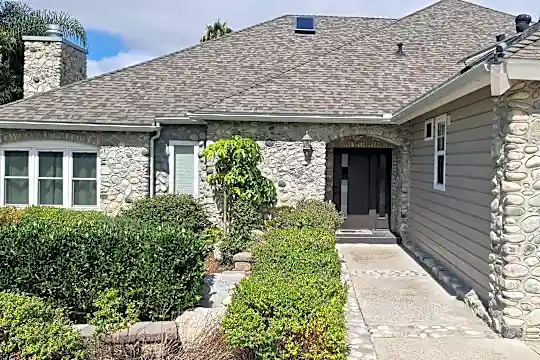2608 La Costa Ave Photo 2
