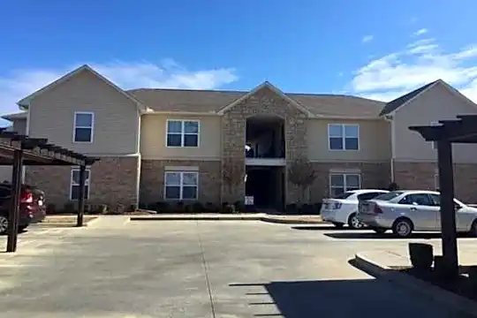 Stone Creek Apartments Photo 2