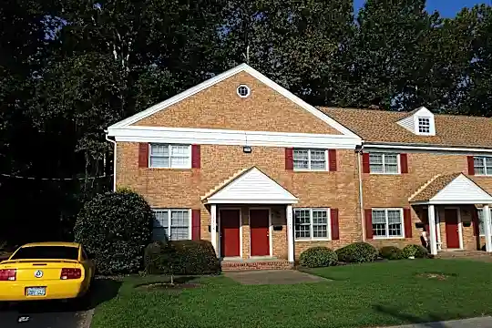 Marlboro Apartments Photo 1