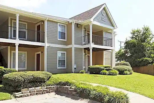 Timberwood Apartments Photo 1