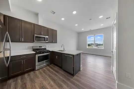 660 Grand St #306 Photo 1