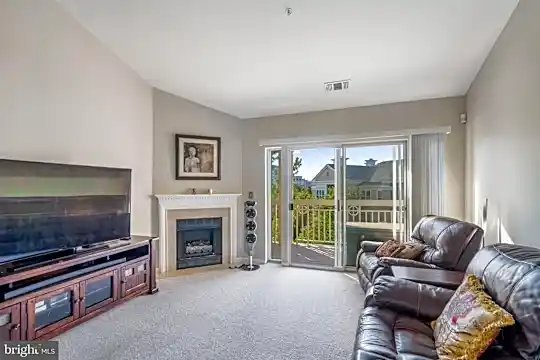 12913 Alton Square #405 Photo 1