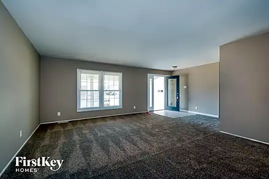 7359 Cartwheel Lane Photo 2