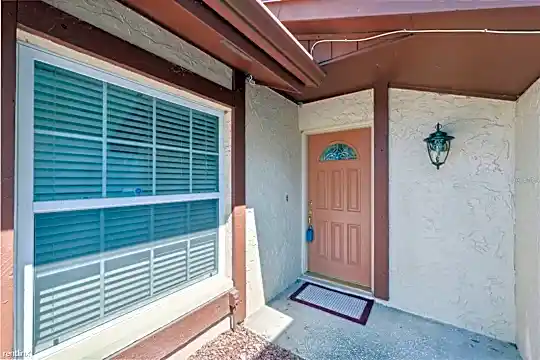 10416 Rosemount Dr Photo 2