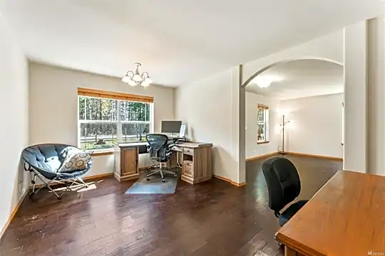 30910 40th Ave S Photo 2