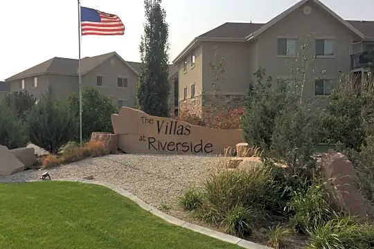 Villas at Riverside Photo 2
