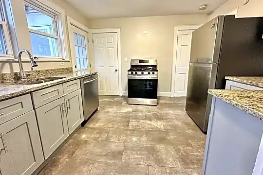 99 Ruggles St #99 Photo 2