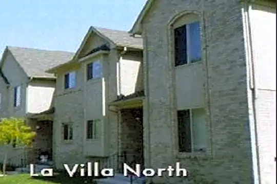 La Villa North Apartments
