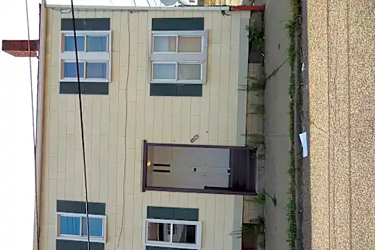 116 Millbridge St Photo 1