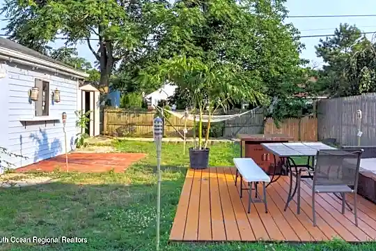 713 18th Ave Photo 2