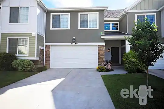11749 Danta Dr S Photo 1