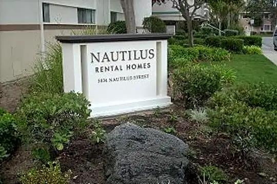 Nautilus Rental Homes Photo 2