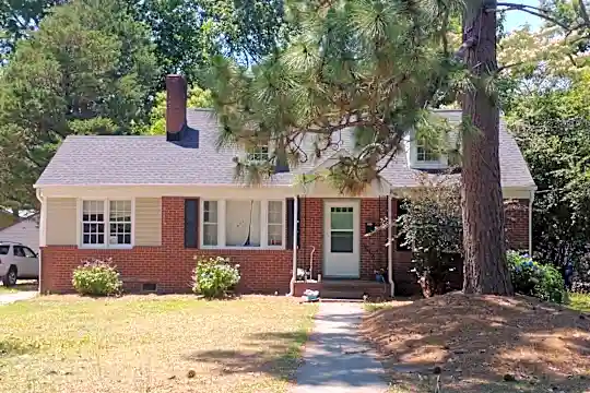 111 N Harding St Photo 1