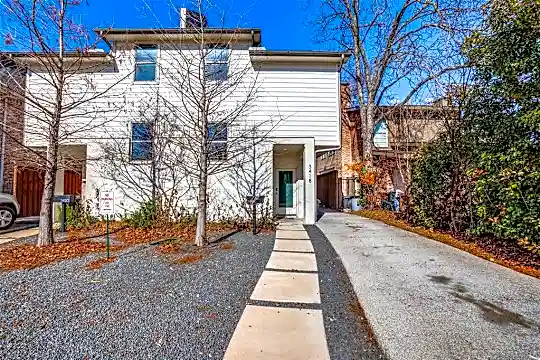 3420 Asbury St Photo 1