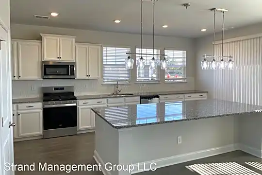 479 Calhoun Falls Drive Photo 1