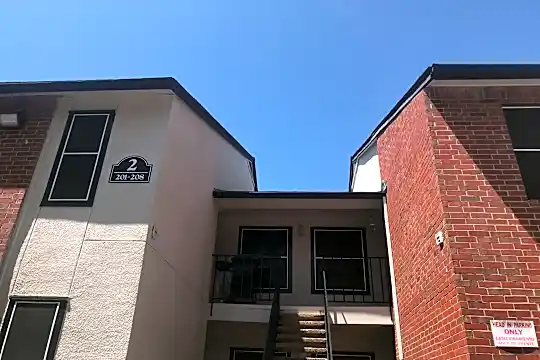 Oak Meadow Apartments Photo 1