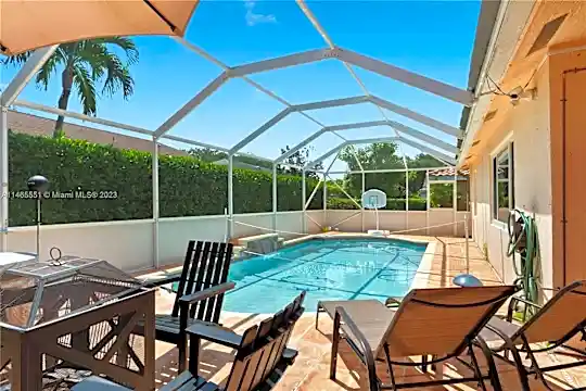4132 NW 58th Dr Photo 1