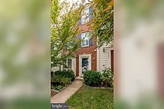 20939 Killawog Terrace Photo 2
