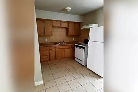109 Mimosa St #1-20 Photo 1