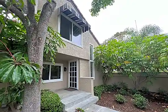 81 Stanford Photo 2