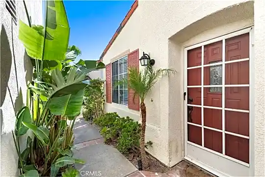 39 Colony Way Photo 2