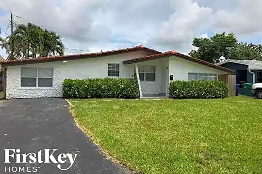 2637 Sabal Palm Drive Photo 1