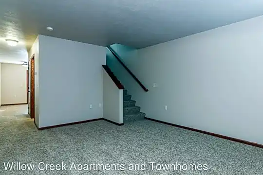 Willow Creek Townhomes and Apartments Photo 1