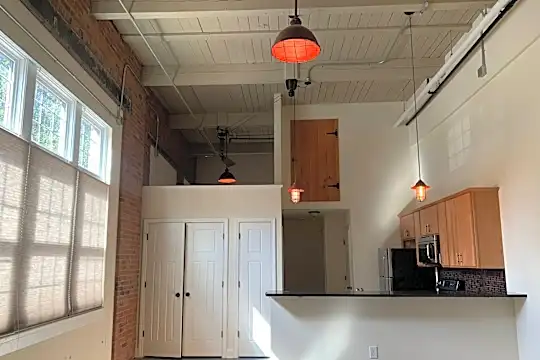 301 Green St #109 Photo 1