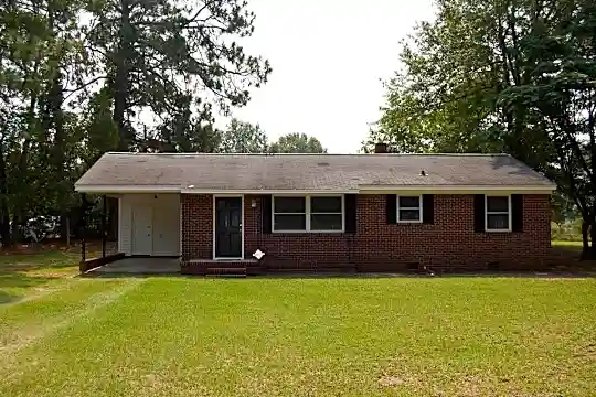 28 Mary Ann Dr Photo 1