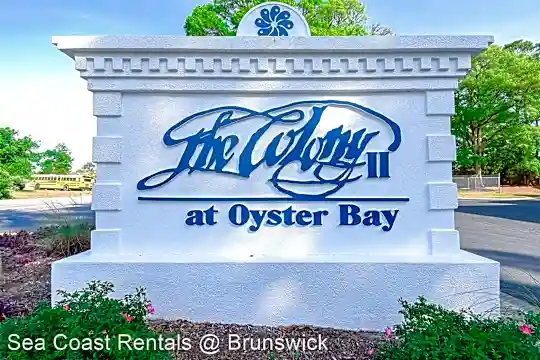 908 Resort Cir Photo 2