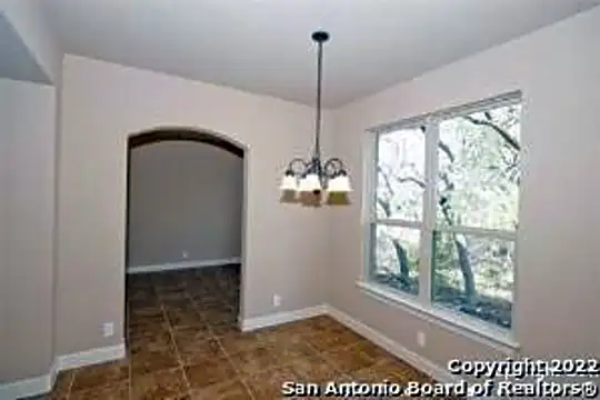 3018 Colorado Cove Photo 2