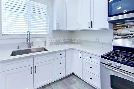 10532 Zelzah Ave Photo 1